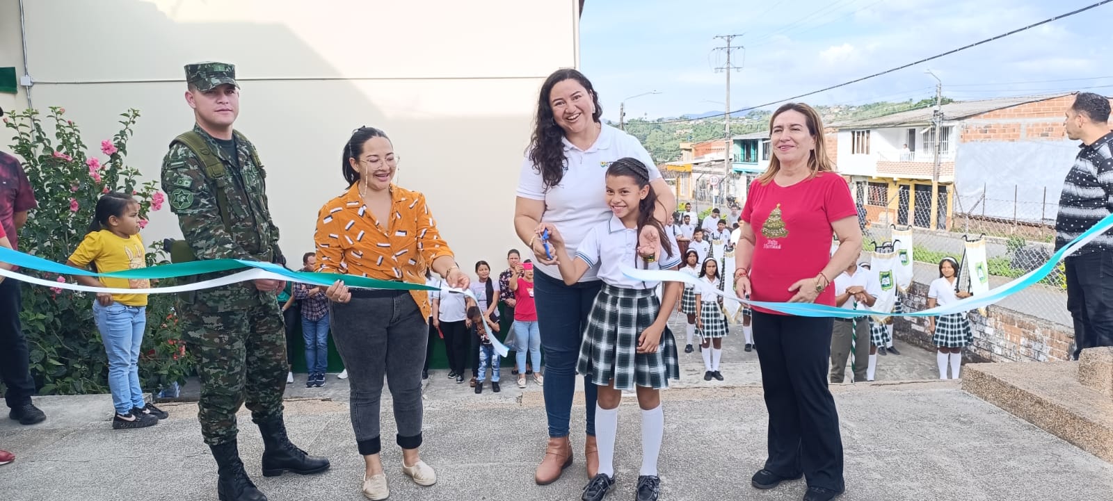 OBRAS_DOS_SEDES_IE_LOS_FUNDADORES_RIOSUCIO_1.jpeg